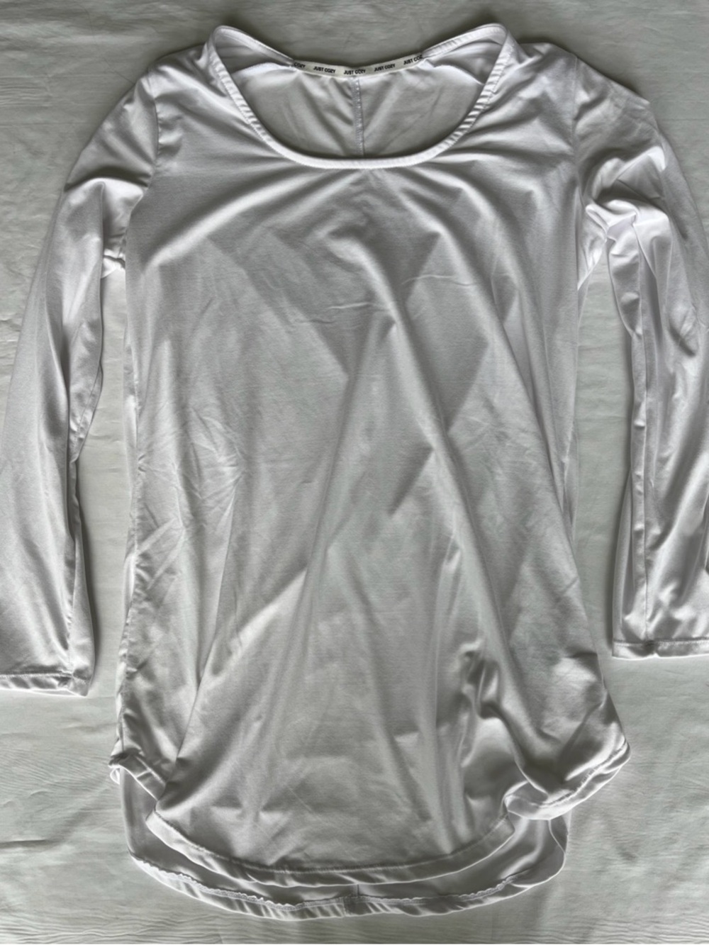 Just Cozy White Long Sleeve Tunic Top Basic Casual Shirt Women’s Size Medium